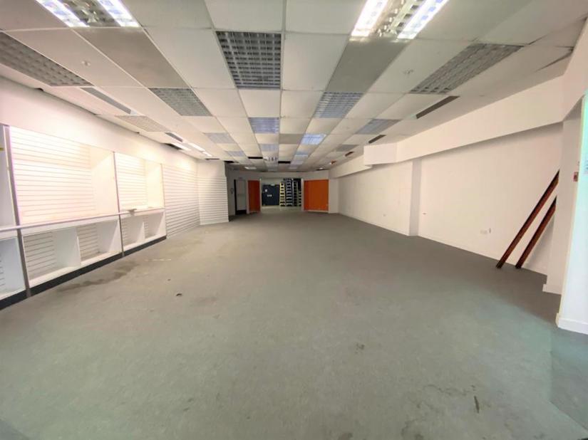 St. Centre, Gravesend, Kent Sealeys Estate Agents Limited t/a