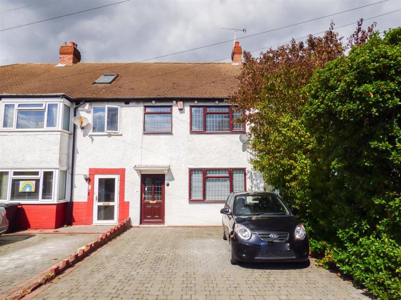 Christianfields Avenue, Gravesend, Kent Sealeys Estate Agents Limited