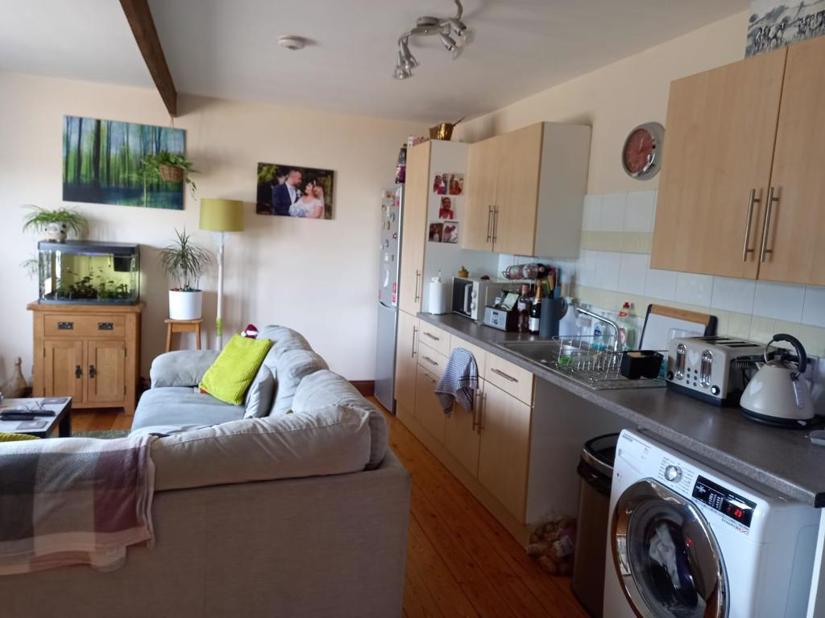 New Street Road, Meopham, Kent Sealeys Estate Agents Limited t/a