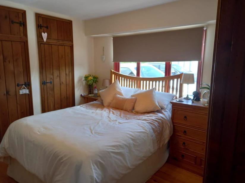 New Street Road, Meopham, Kent Sealeys Estate Agents Limited t/a