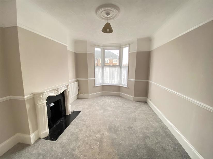 Dover Road East, Gravesend Sealeys Estate Agents Limited t/a Sealeys