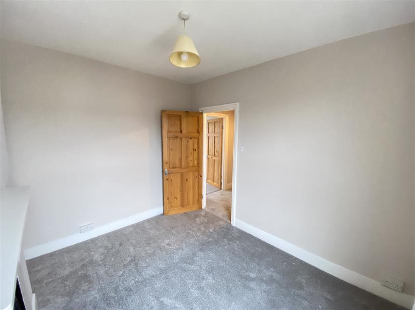 Dover Road East, Gravesend Sealeys Estate Agents Limited t/a Sealeys