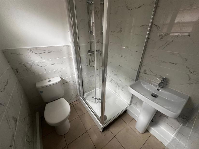 Darnley Road, Gravesend Sealeys Estate Agents Limited t/a Sealeys