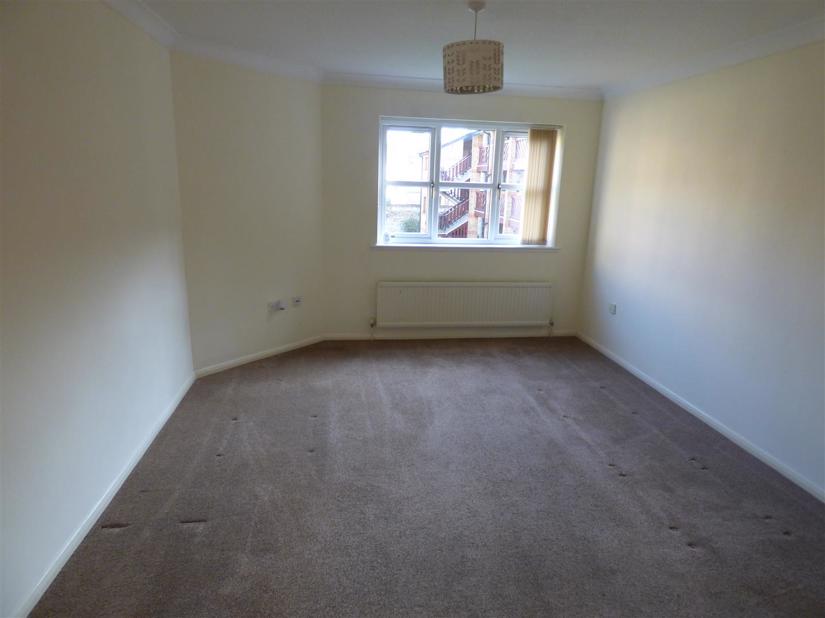 St. James Oaks, Trafalgar Road, Gravesend Sealeys Estate Agents