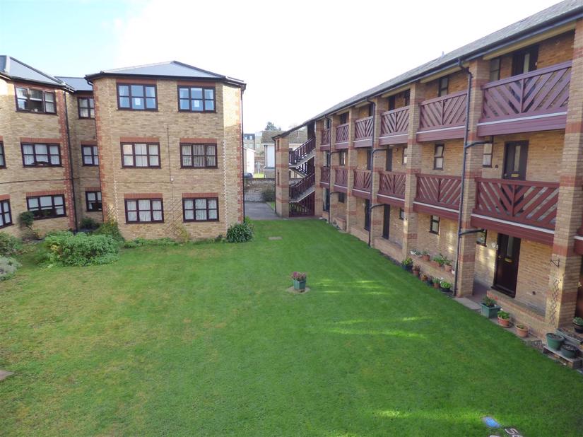 St. James Oaks, Trafalgar Road, Gravesend Sealeys Estate Agents