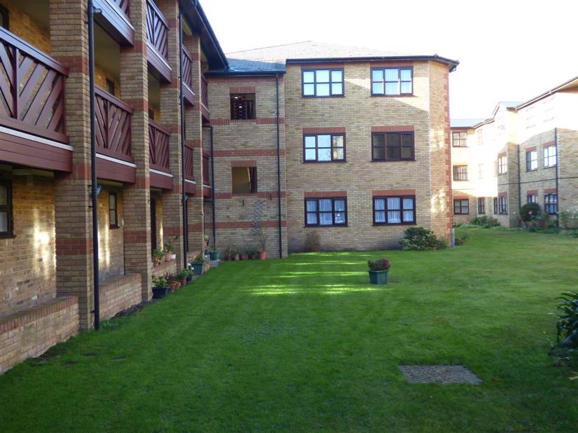 St. James Oaks, Trafalgar Road, Gravesend Sealeys Estate Agents