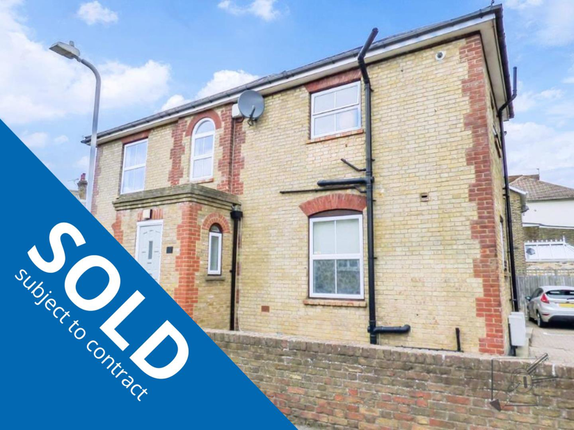 Darnley Road, Gravesend, Kent Sealeys Estate Agents Limited t/a